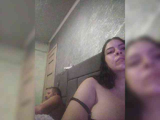 Cleopatra1990 webcam