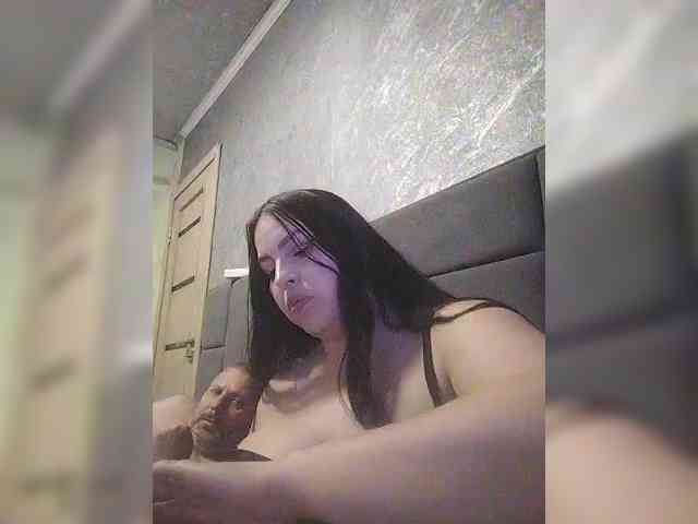 Cleopatra1990 webcam