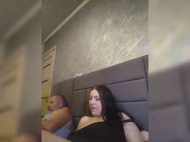 Cleopatra1990 webcam