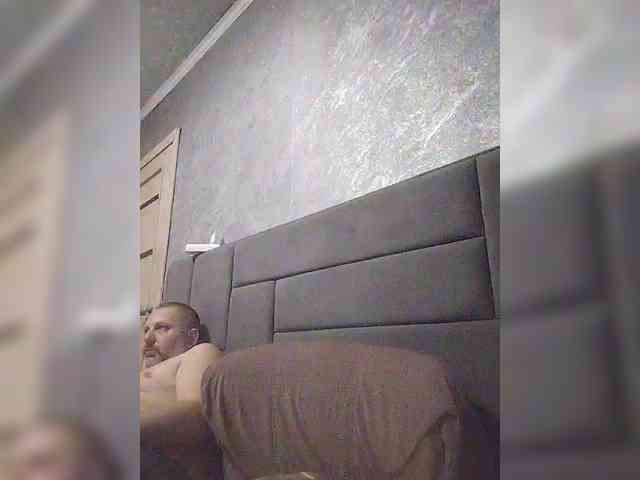 Cleopatra1990 webcam