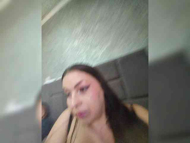 Cleopatra1990 webcam