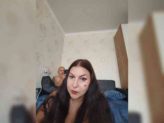 Cleopatra1990 webcam