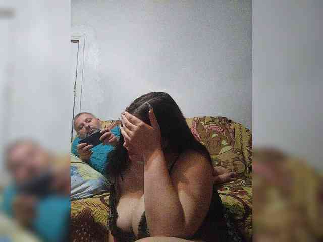 Cleopatra1990 webcam