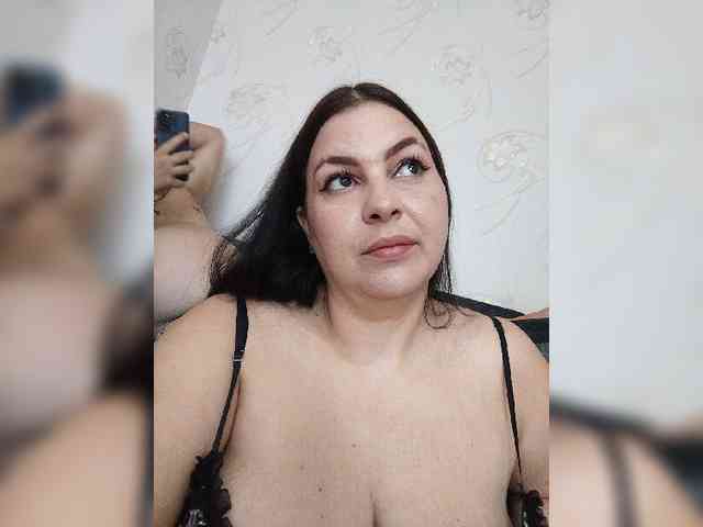 Model: Cleopatra1990