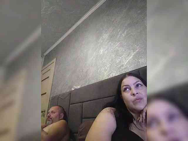 Cleopatra1990 webcam