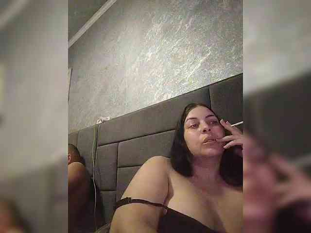 Cleopatra1990 webcam