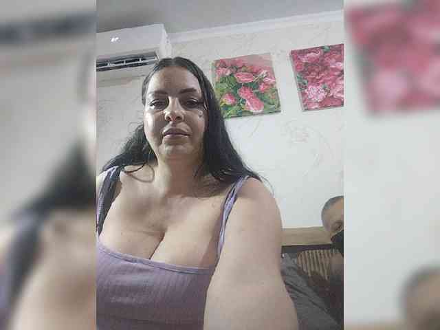 Cleopatra1990 webcam