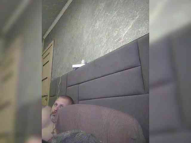 Cleopatra1990 webcam
