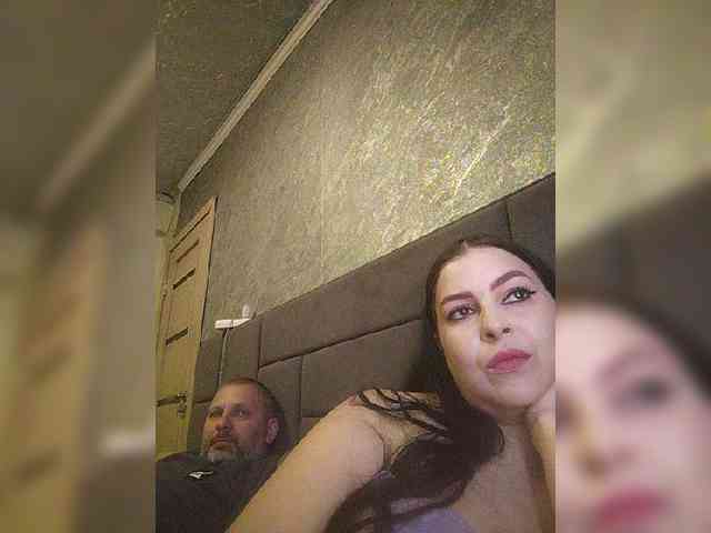 Cleopatra1990 webcam