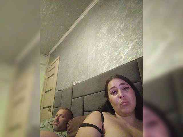 Cleopatra1990 webcam