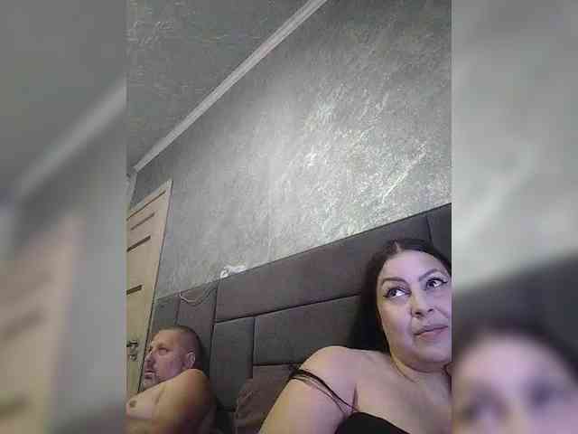 Cleopatra1990 webcam