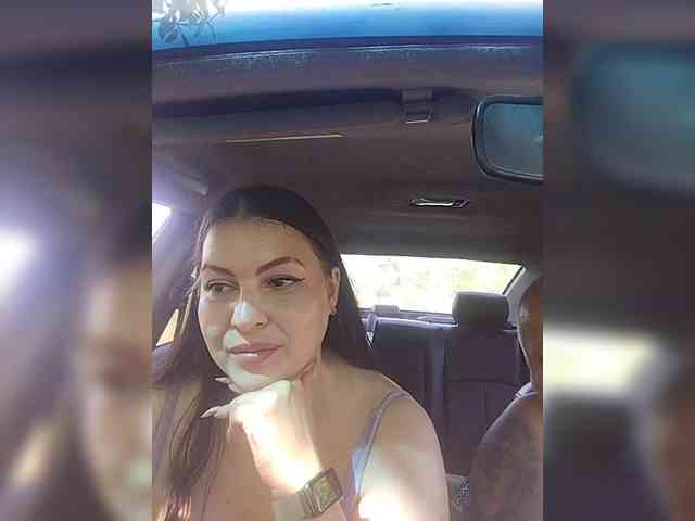 Cleopatra1990 webcam