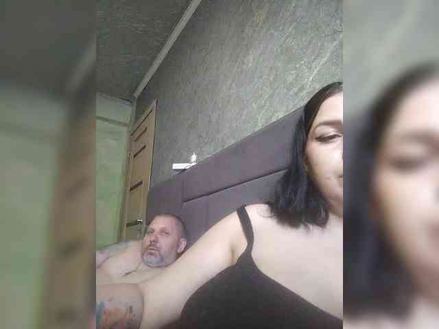 Cleopatra1990 webcam