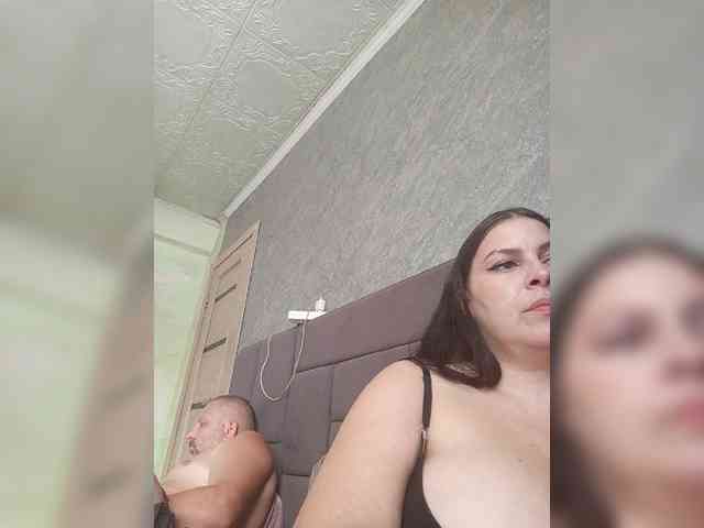 Cleopatra1990 webcam