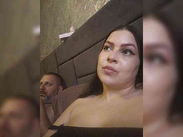 Cleopatra1990 webcam