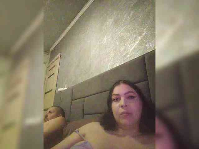 Cleopatra1990 webcam