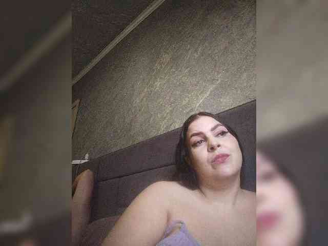 Cleopatra1990 webcam