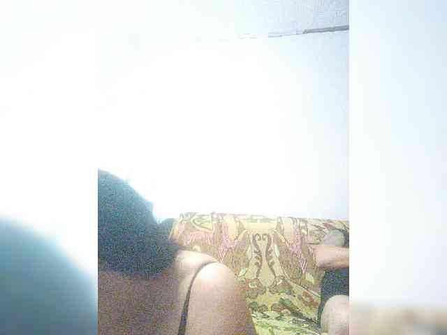Cleopatra1990 webcam