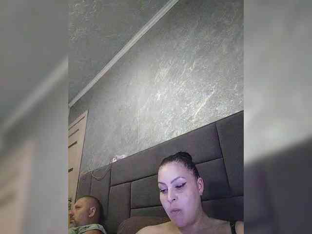 Cleopatra1990 webcam