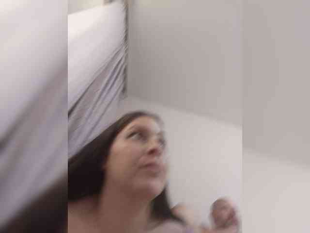 kissmabont Sex Cam Show