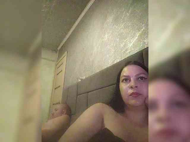 Cleopatra1990 webcam
