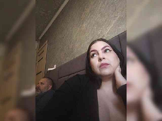 Cleopatra1990 webcam