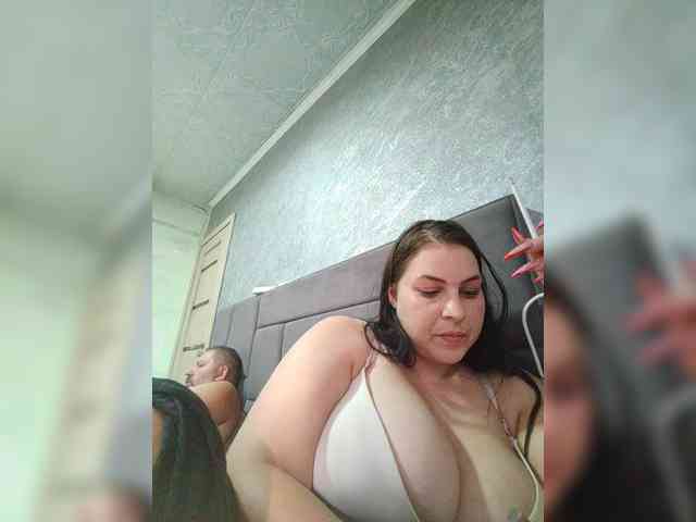 Cleopatra1990 webcam