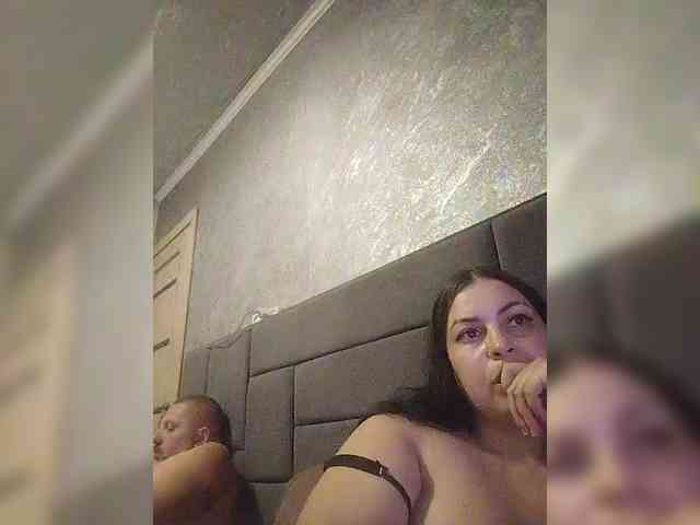 Cleopatra1990 webcam