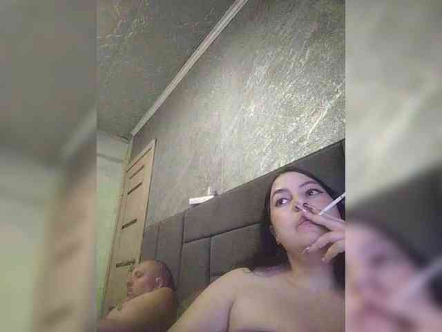 Cleopatra1990 webcam