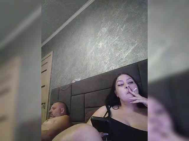 Cleopatra1990 webcam