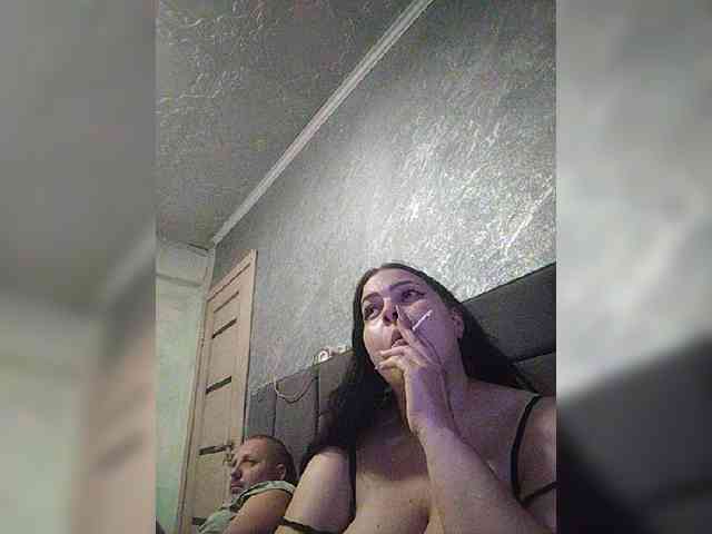 Cleopatra1990 webcam