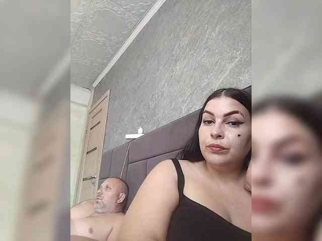 Cleopatra1990 webcam