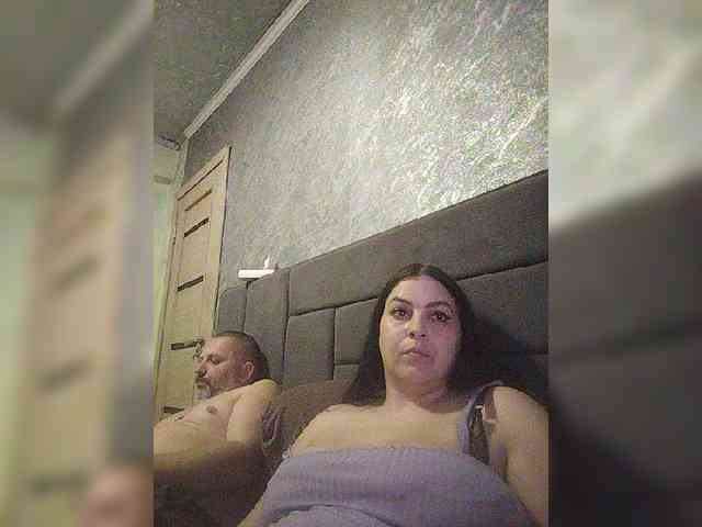 Cleopatra1990 webcam