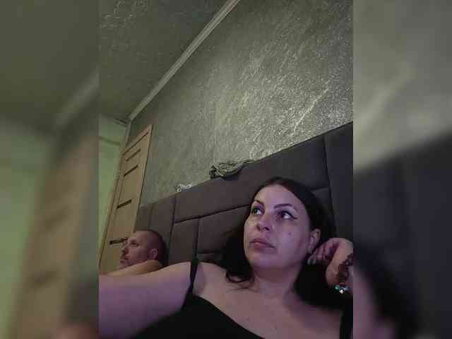 Cleopatra1990 webcam