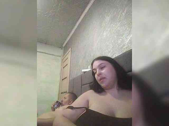Cleopatra1990 webcam