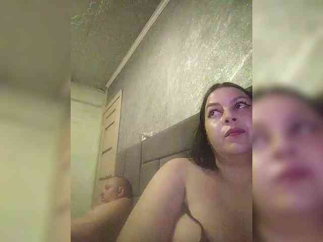 Cleopatra1990 webcam