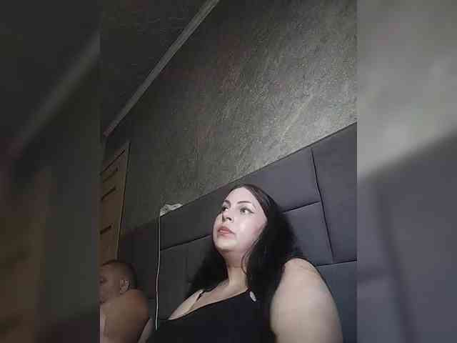 Cleopatra1990 webcam