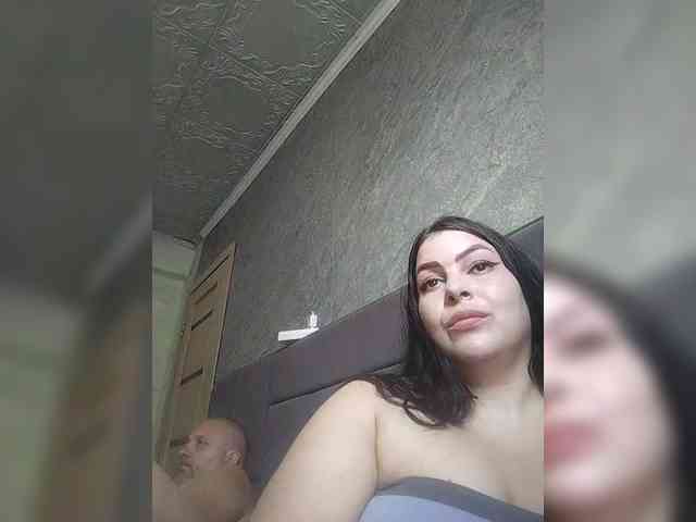 Cleopatra1990 webcam