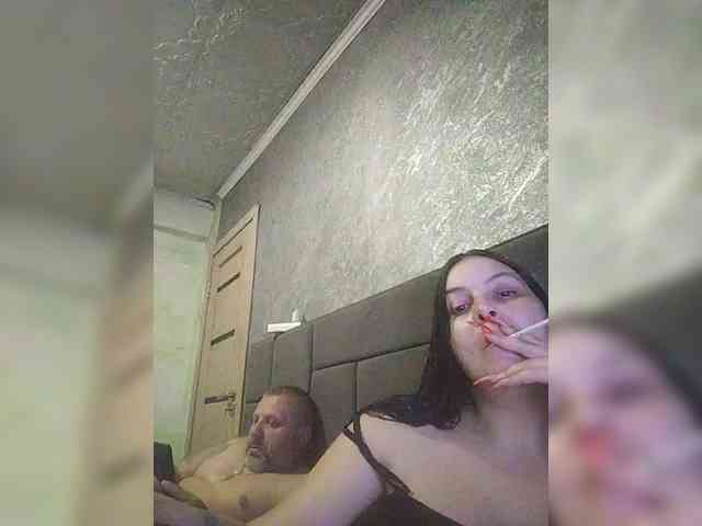 Cleopatra1990 webcam