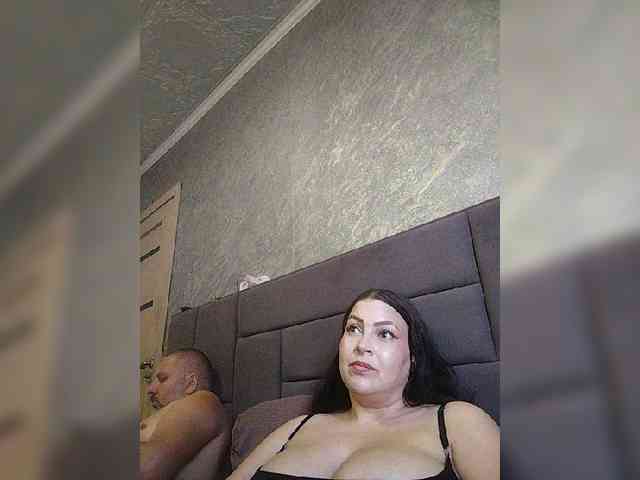 Cleopatra1990 webcam