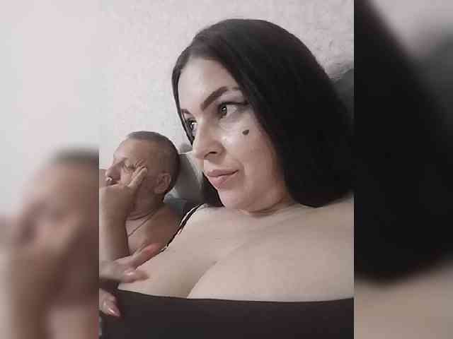 Cleopatra1990 webcam