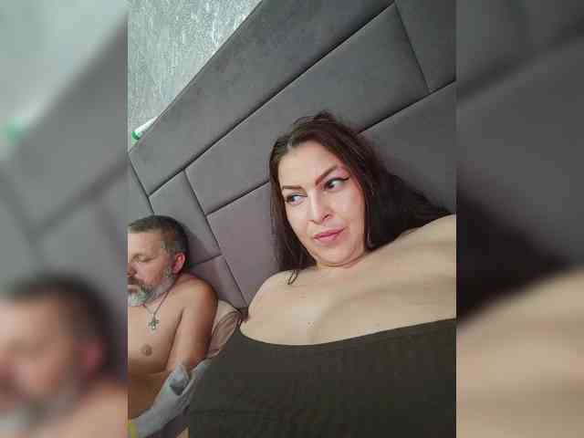 Cleopatra1990 webcam