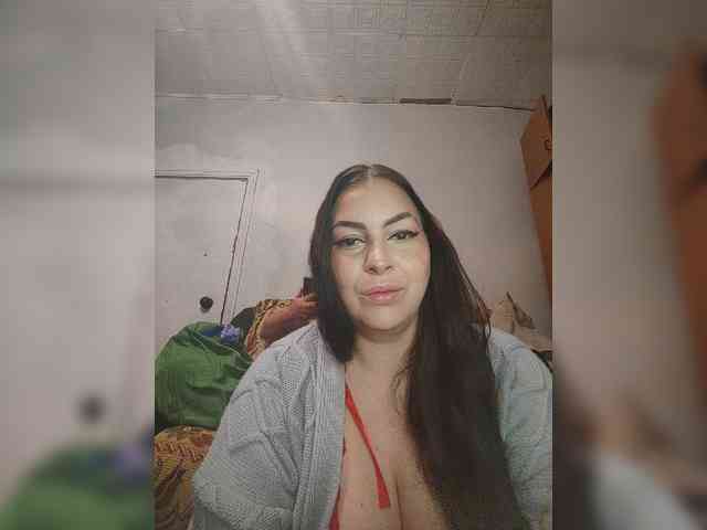 Cleopatra1990 webcam