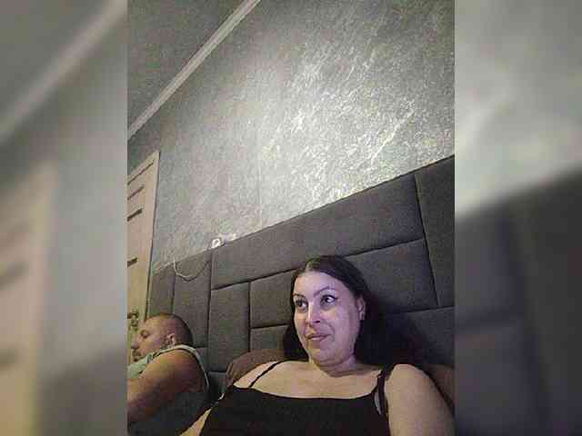 Cleopatra1990 webcam