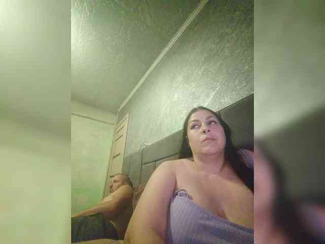 Cleopatra1990 webcam