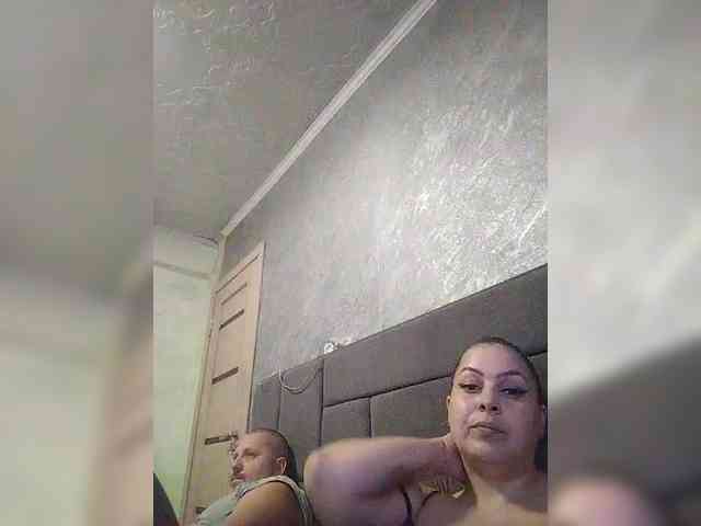 Cleopatra1990 webcam