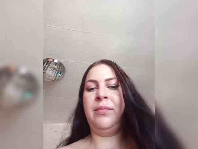 Cleopatra1990 webcam