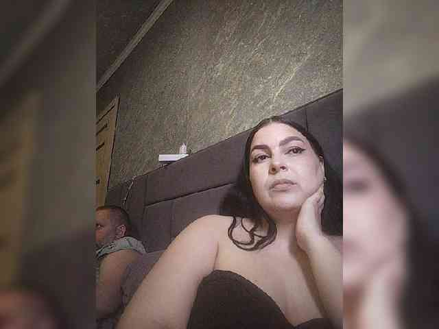 Cleopatra1990 webcam