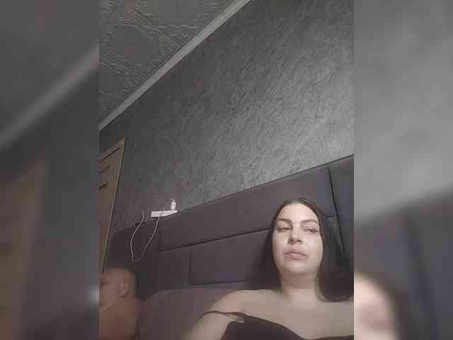 Cleopatra1990 webcam