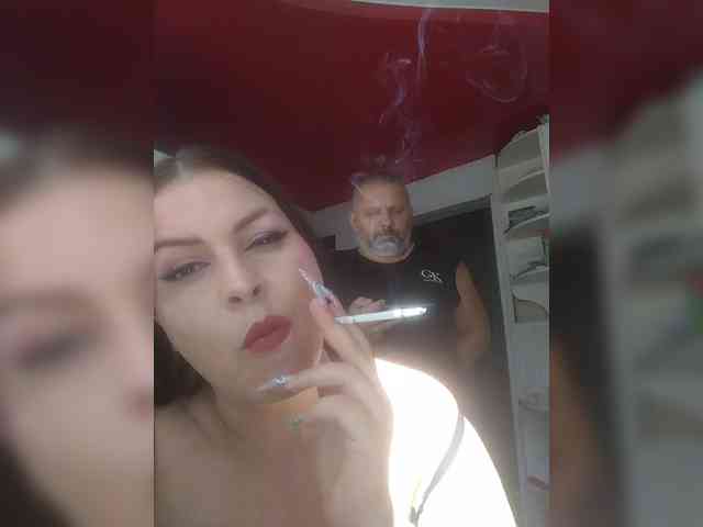 Cleopatra1990 webcam